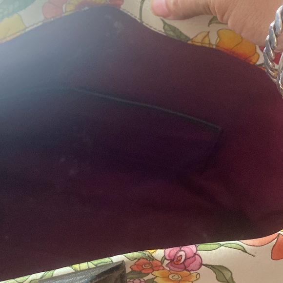 Sold - Picture 6 of 8